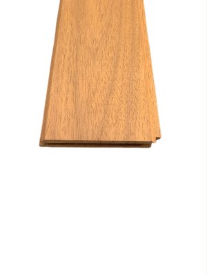 Ayous mod schroot / 20x130mm / thermowood (af te nemen per veelvoud van 4 st)